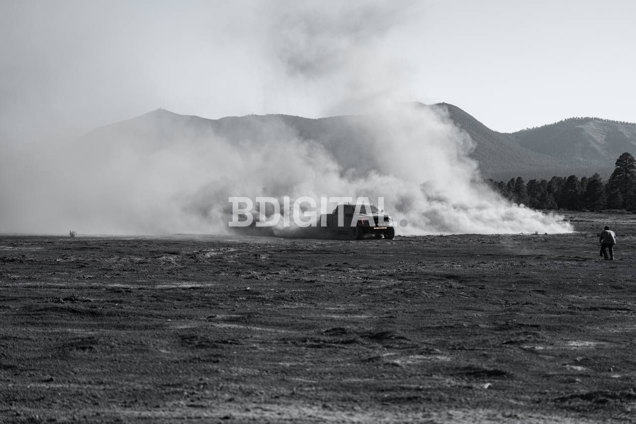 Photo photo-047 from Cinders Pt. 2